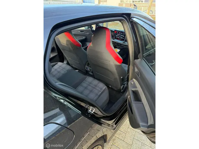 Volkswagen Golf 2.0 TSI GTI 2024 Benzine 13