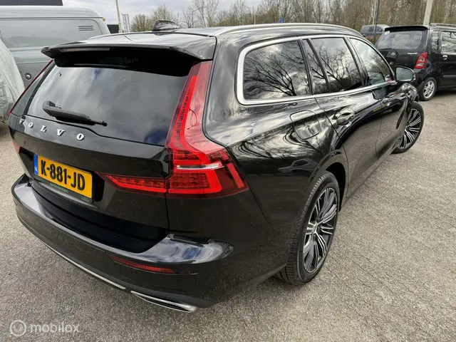 Volvo V60 3