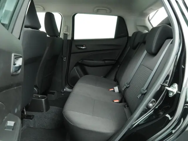 Suzuki Swift 1.2 Style Smart Hybrid 2023 Benzine 9