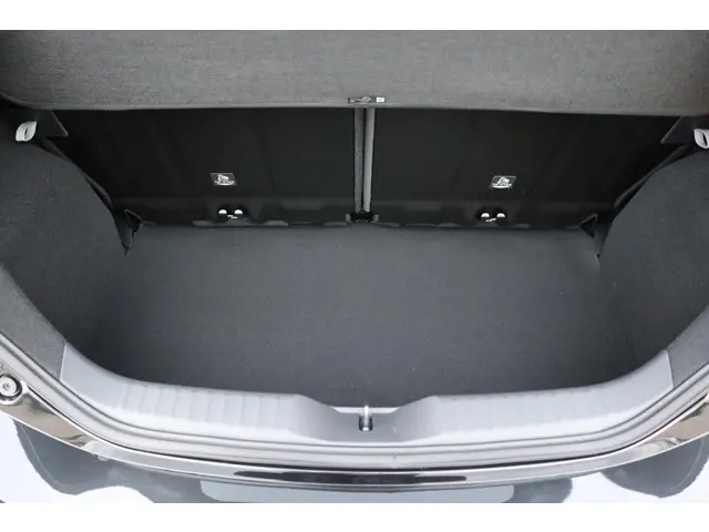 Toyota Aygo X Hybrid 115 pulse 2025 Hybride Benzine 12