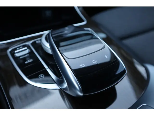 Mercedes-Benz C-Klasse 250 Ambition 2015 Benzine 24