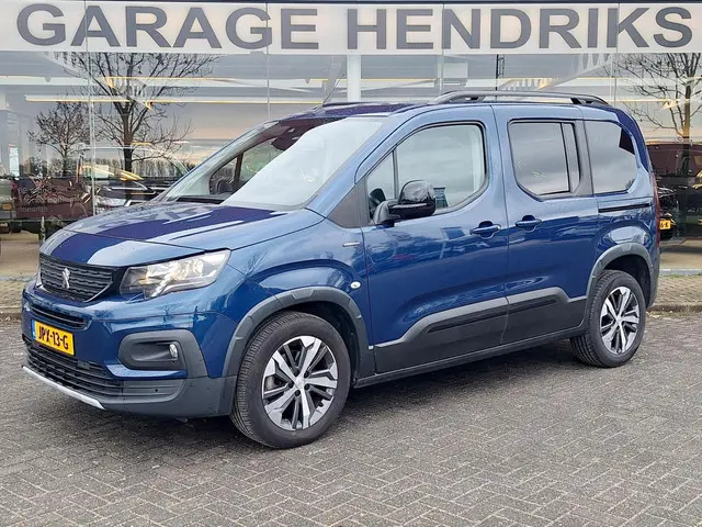 Peugeot Rifter 1.2 GT-Line 7P 2019 Benzine