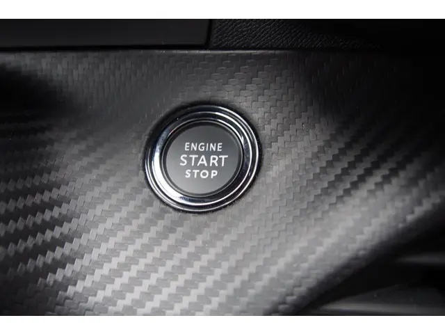 Peugeot e-2008 EV GT Pack 136 PK 2022 Elektrisch 25