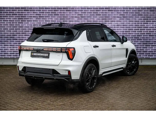 Lynk & Co 01 1.5 More 2026 Hybride Benzine 17