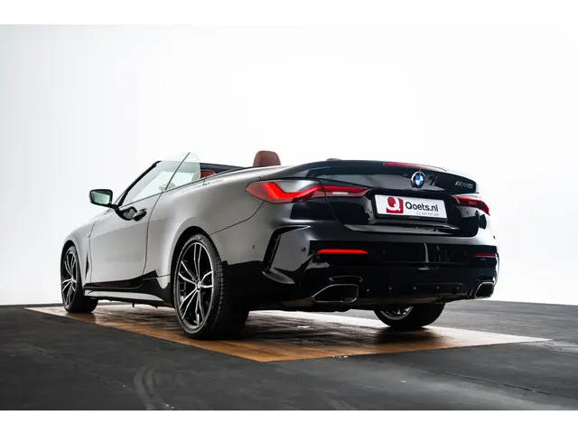 BMW 4 Serie Cabrio M440i High Executive 2023 Benzine 40