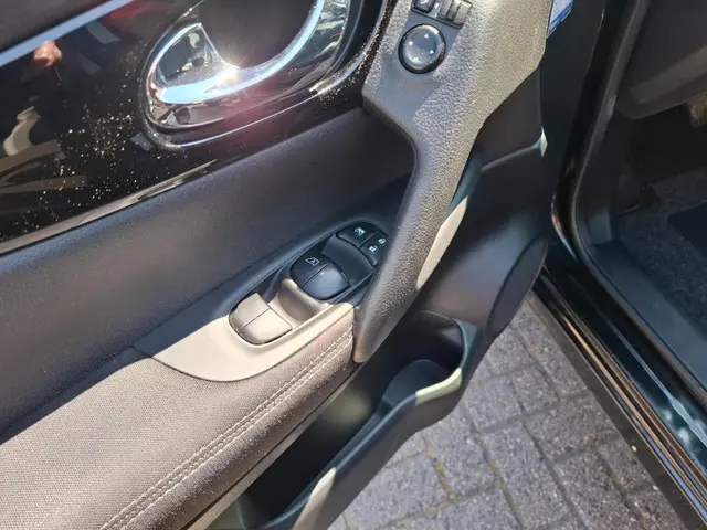 Nissan QASHQAI 1.2 Acenta 2016 Benzine 9