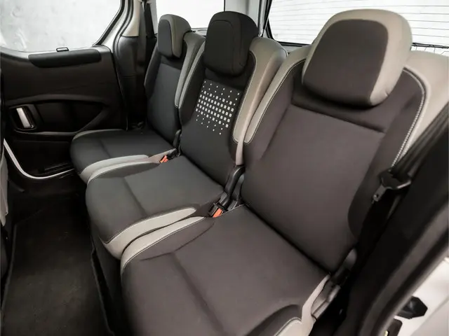 Citroën Berlingo 1.2 PureTech XTR 2017 Benzine 18