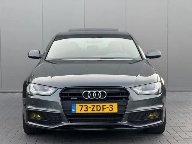 Audi A4 Limousine 3.0 TFSI quattro S Edition 2012 Benzine 3