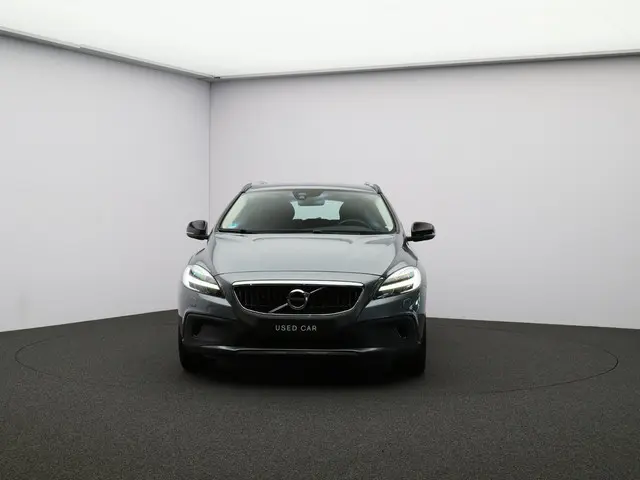Volvo V40 Cross Country 2.0 T3 Nordic+ 2017 Benzine 32