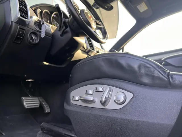 Porsche Cayenne 3.0 S E-Hybrid 2015 Hybride Benzine 11