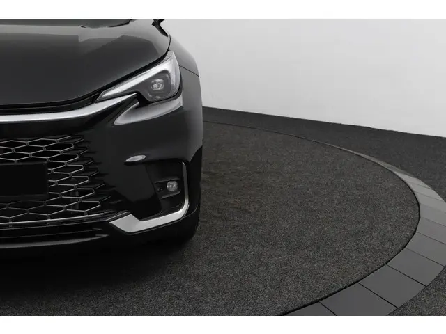 Lexus LBX Relax 2WD 2026 Hybride Benzine 35