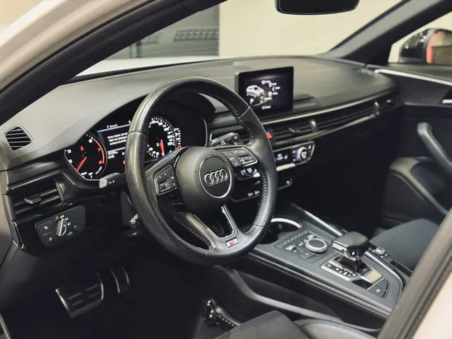 Audi A4 Avant 1.4 TFSI Sport 2x S-Line 2018 Benzine 14