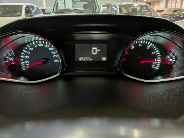 Peugeot 308 1.2 VTi Blue Lease 2013 Benzine 18