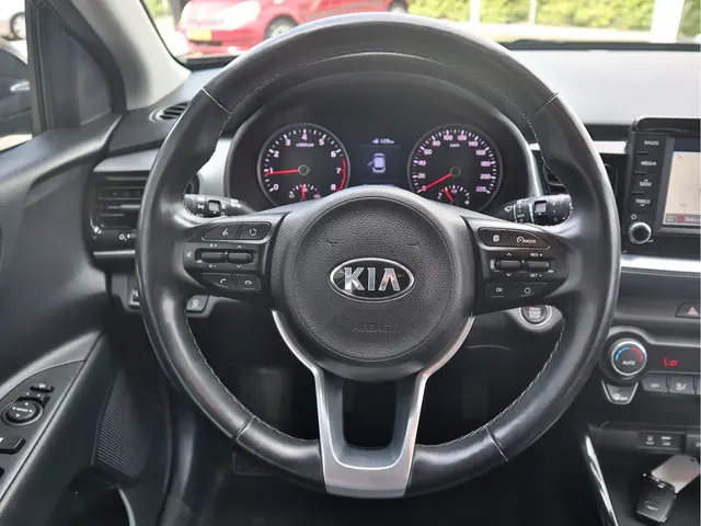 Kia Stonic 1.0 T-GDi ExecutiveLine 2018 Benzine 14