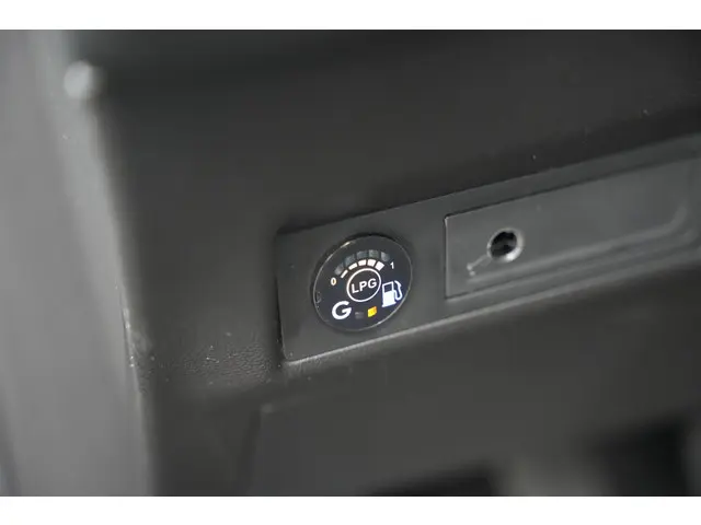 Renault Captur 1.0 TCe 100 Bi-Fuel Zen 2021 Benzine 17