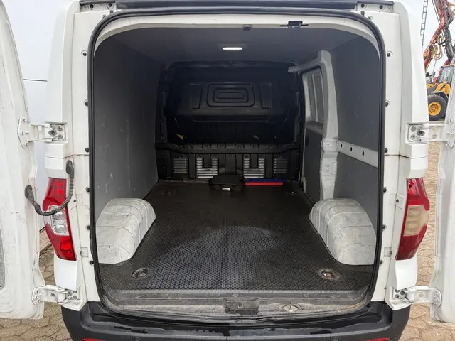 Maxus eDeliver3 122PK 2020 Elektrisch 13