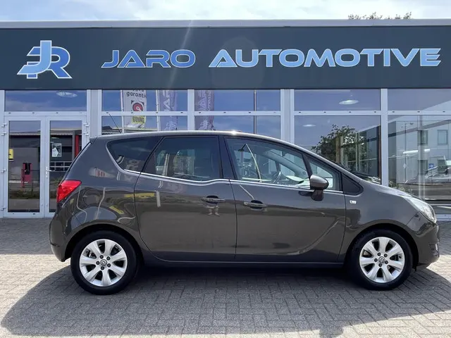 Opel Meriva 1.4 Turbo Cosmo 2014 Benzine 33