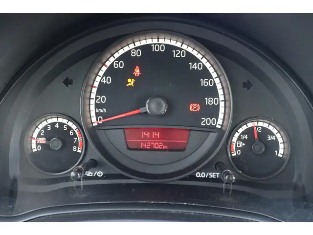 Volkswagen up! 1.0 move up! 2012 Benzine 20