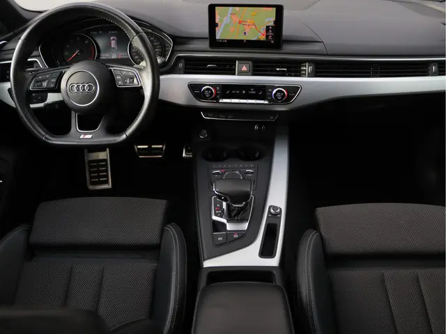 Audi A4 Avant 1.4 TFSI S line 2018 Benzine 3