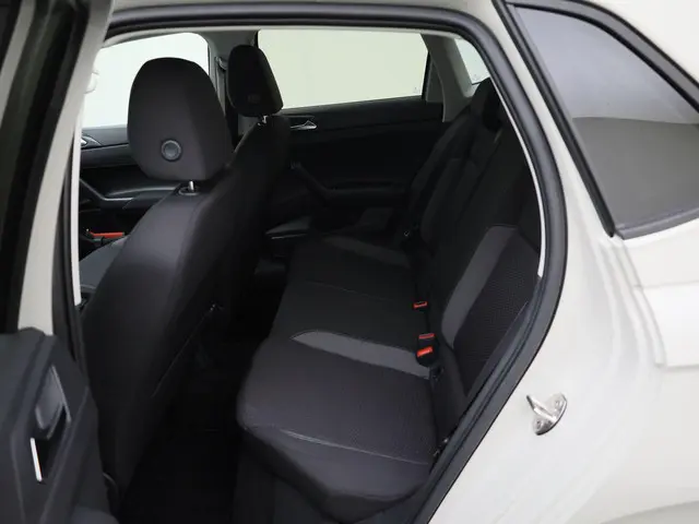 Volkswagen Polo 1.0TSI/95PK Life Edition 2025 Benzine 17