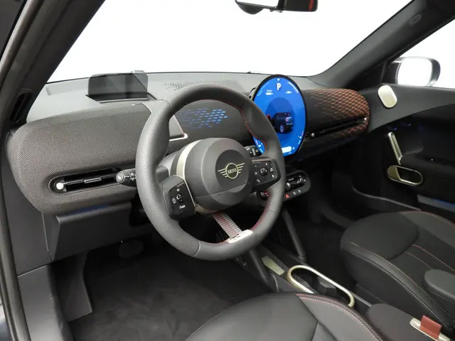 MINI Aceman SE 2024 Elektrisch 6