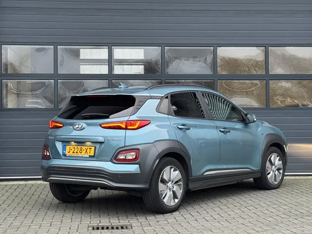 Hyundai Kona EV FASHION 64 KWH 2020 Elektrisch 3