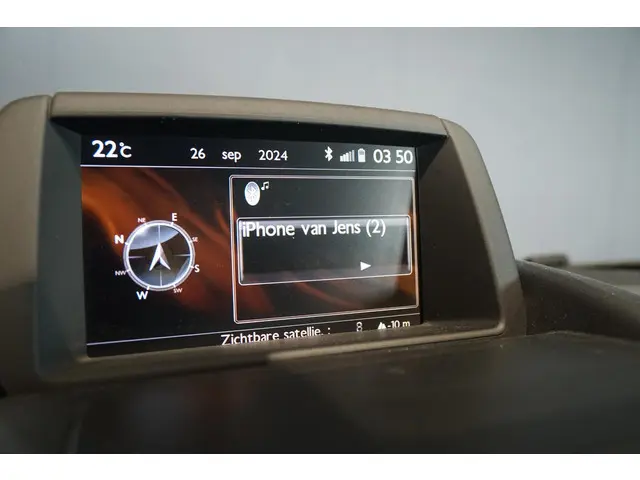 Peugeot Partner 120 1.6 e-HDI L1 Navteq 2015 Diesel 23