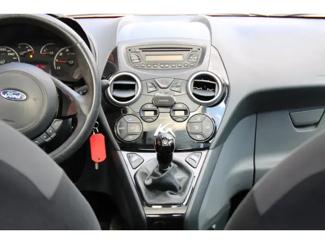 Ford Ka 1.2 Titanium X start/stop 2014 Benzine 12