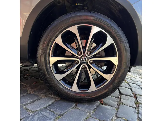 Nissan QASHQAI 1.6 360 2013 Benzine 7