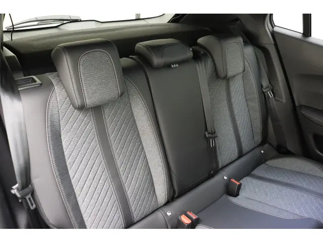Peugeot 2008 1.2 PureTech 100 Allure 2024 Benzine 15