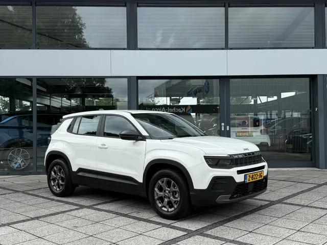 Jeep Avenger Longitude 54 kWh Aut. 2024 Elektrisch 2