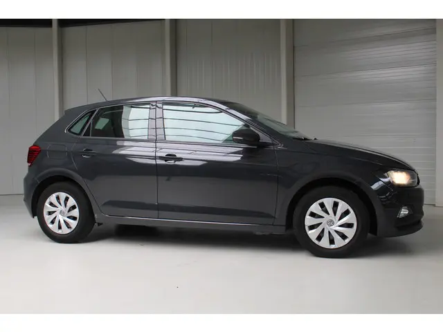 Volkswagen Polo 1.0 MPI Comfortline 2020 Benzine 19