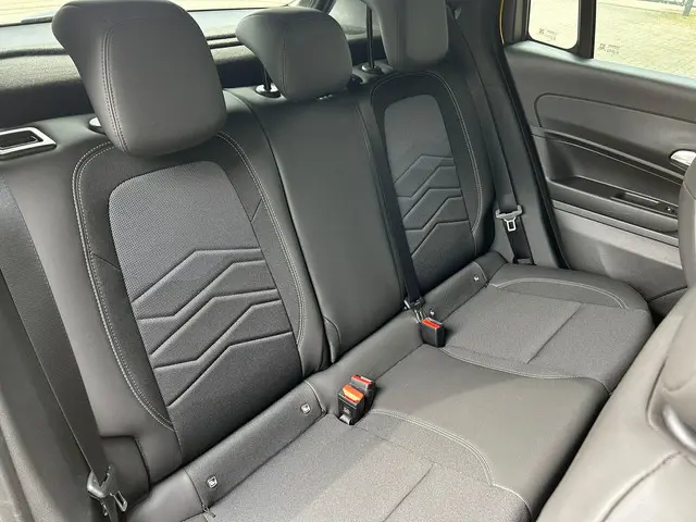 Jeep Avenger 1.2 E-HYBRID SUMMIT 2024 Hybride Benzine 8