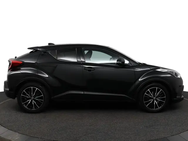 Toyota C-HR 1.8 Hybrid Executive 2017 Hybride Benzine 13