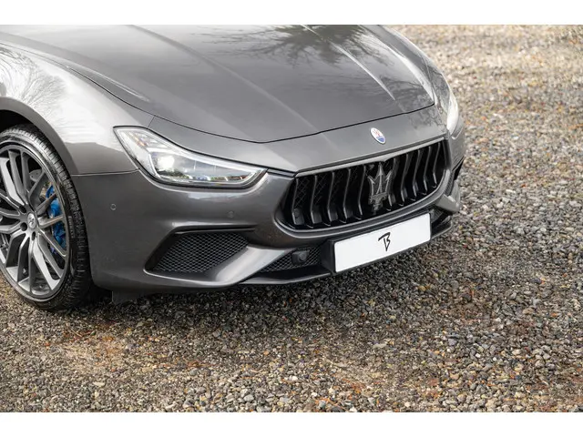 Maserati Ghibli 2.0 MHEV GranSport 2021 Benzine 24