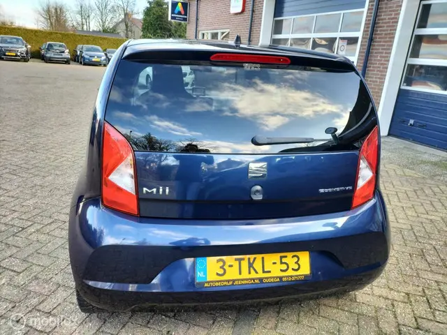 SEAT Mii 1.0 Sport Dynamic 2014 Benzine 4