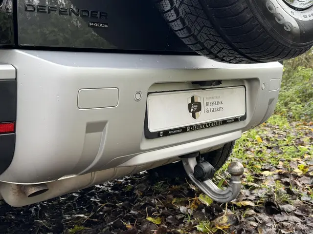 Land Rover Defender 110 P400E 2023 Hybride Benzine 33