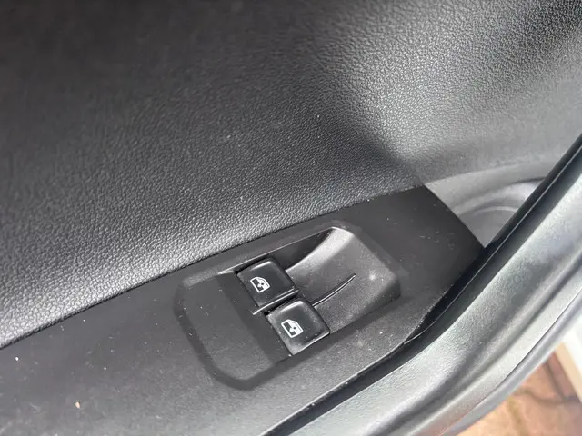 Volkswagen Polo 1.0 MPI Comfortline 2019 Benzine 18