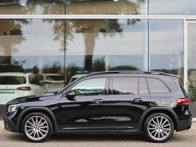 Mercedes-Benz GLB 200 2021 Benzine 3