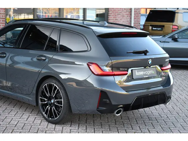 BMW 3 Serie Touring 320d M-Sport 2024 Diesel 44