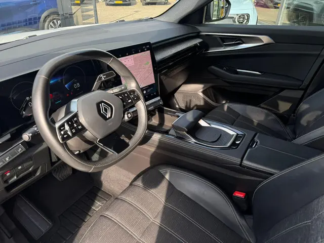 Renault Austral 160 mild hybrid 2023 Hybride Benzine 9