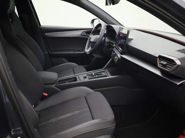 CUPRA Leon 1.4 e-Hybrid 204pk DSG 2023 Hybride Benzine 22