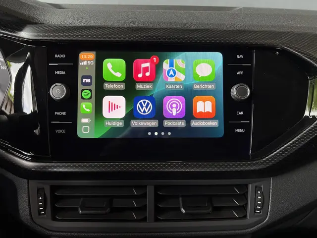 Volkswagen T-Cross 1.0 TSI Life 2021 Benzine 14