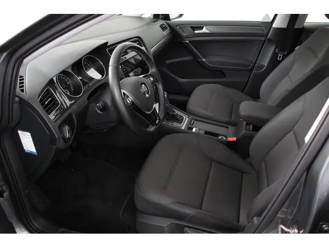 Volkswagen e-Golf e-Golf 2019 Elektrisch 7