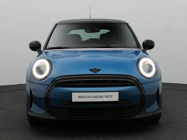 MINI 3-Deurs Cooper 2023 Benzine 3