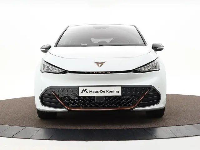 CUPRA Born Business 62 kWh 2024 Elektrisch 19