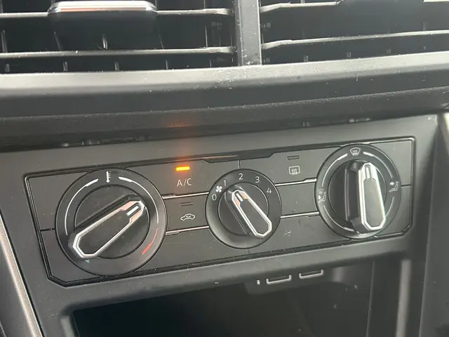 Volkswagen Polo 1.0 MPI Comfortline 2019 Benzine 13