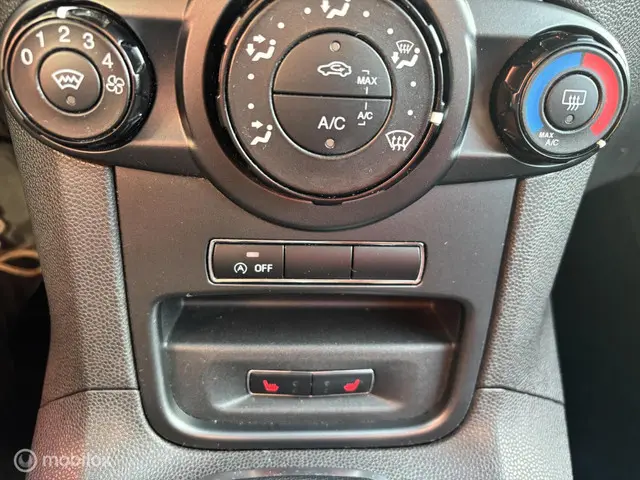 Ford Fiesta 1.0 EcoBoost Titanium 2015 Benzine 19