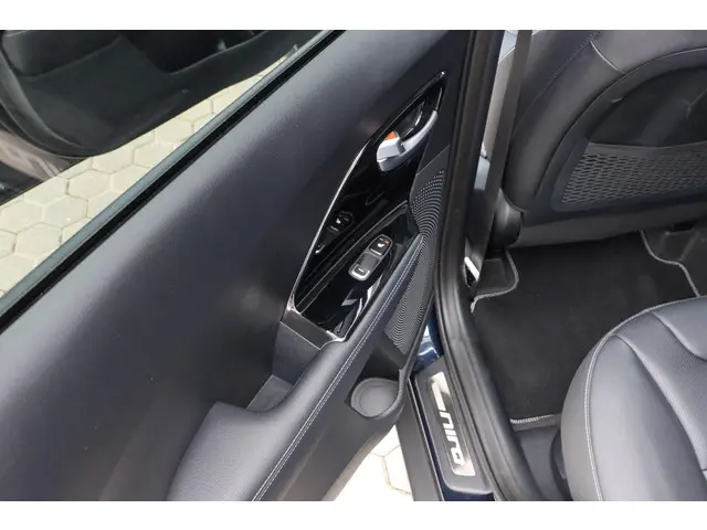 Kia Niro 1.6 GDi PHEV ExecutiveLine 2022 Hybride Benzine 38