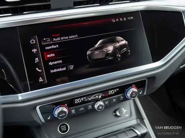 Audi Q3 Sportback 45 TFSI e S-Line 2022 Hybride Benzine 37